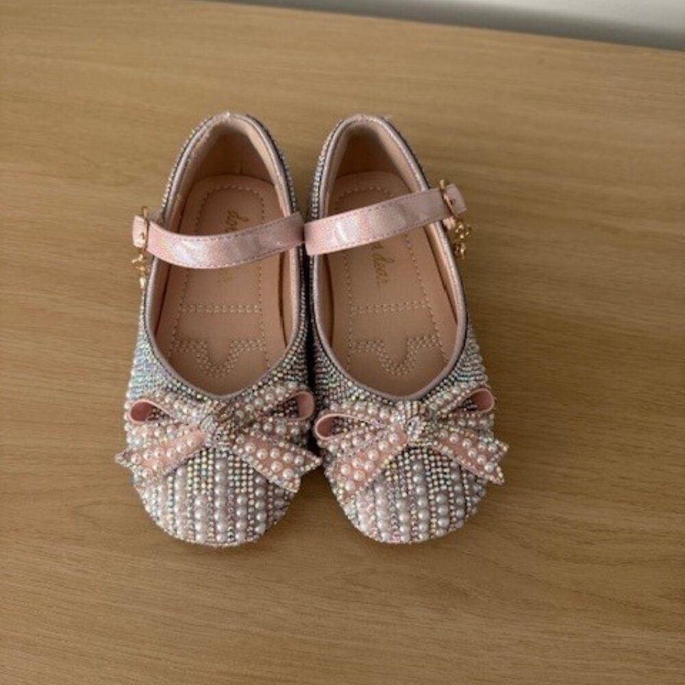 doe a dear Mary Jane Flat